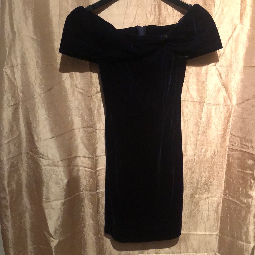 Off the shoulder deep navy blue velvet dress